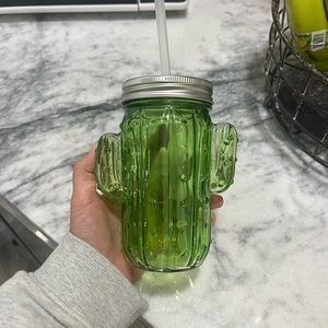 Cactus straw cup